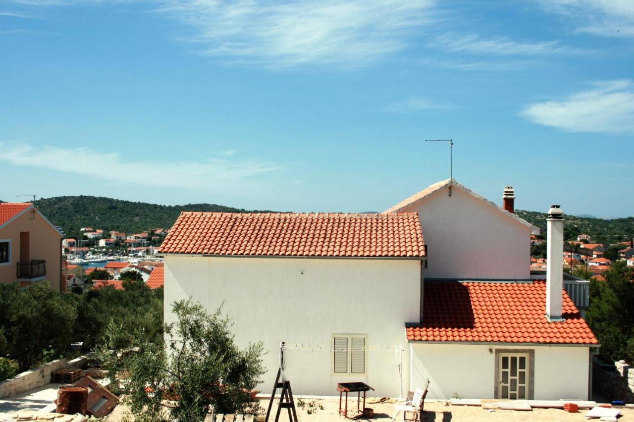 Apartments With A Parking Space Jezera, Murter - 5079 מראה חיצוני תמונה